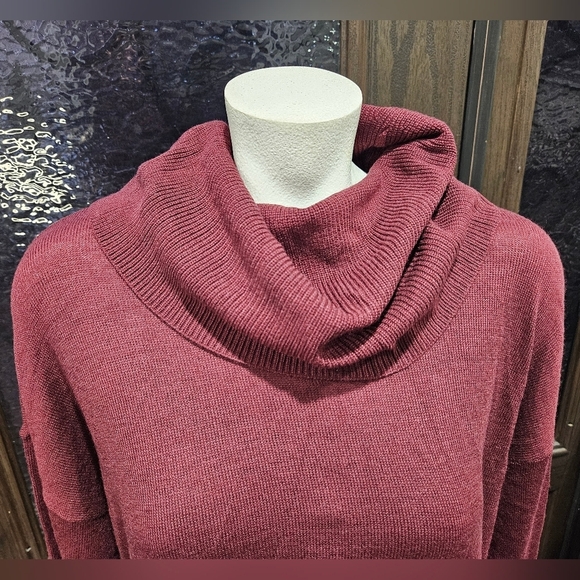 Grace Sweaters - Grace Brand. Ladies Burgundy, cowl neck, soft cozy, long sweater Sz. Medium